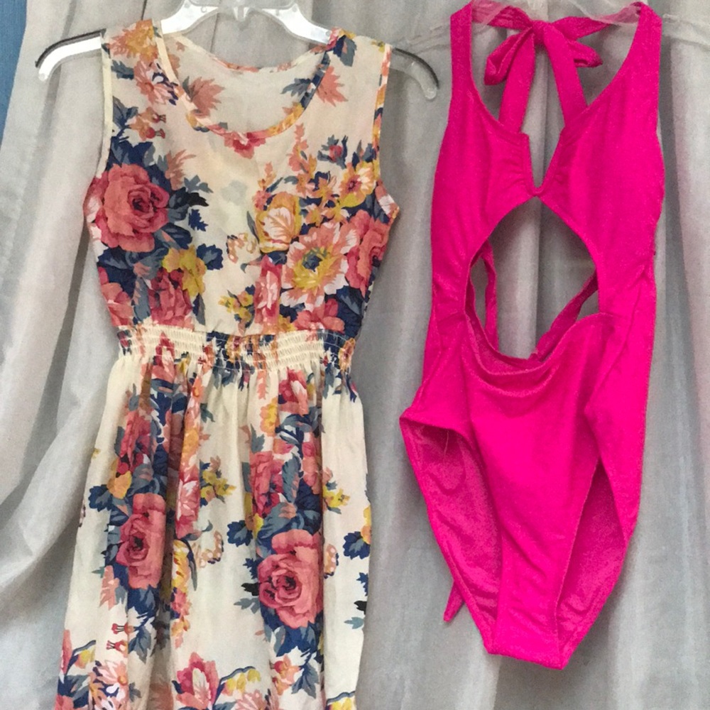 Endless waves pink swimsuit